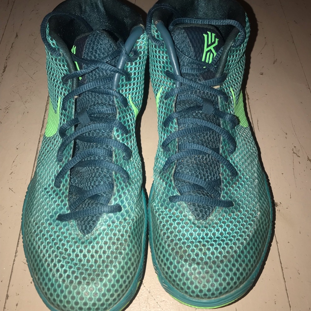 kyrie 1